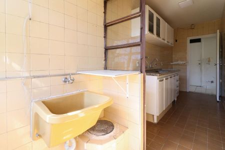 Área de serviço de apartamento para alugar com 2 quartos, 72m² em Vila Itapura, Campinas