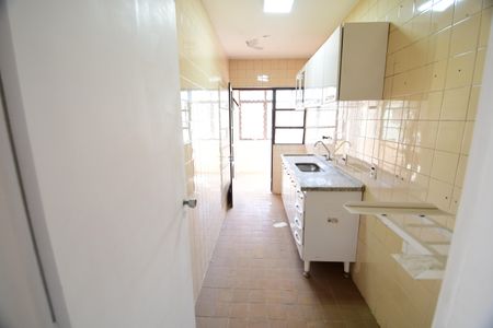 Apartamento para alugar com 72m², 2 quartos e 1 vagaCozinha