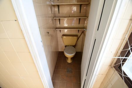 Apartamento para alugar com 72m², 2 quartos e 1 vagaBanheiro de serviço