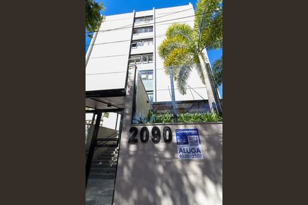 Apartamento para alugar com 72m², 2 quartos e 1 vaga Apartamento para alugar com 72m², 2 quartos e 1 vagaFachada