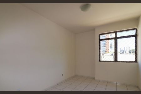 Sala de apartamento para alugar com 2 quartos, 72m² em Vila Itapura, Campinas