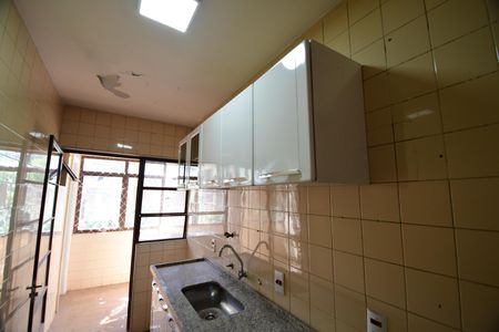 Apartamento para alugar com 72m², 2 quartos e 1 vagaCozinha