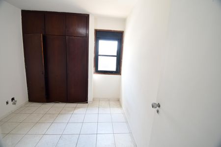 Apartamento para alugar com 72m², 2 quartos e 1 vagaQuarto 1