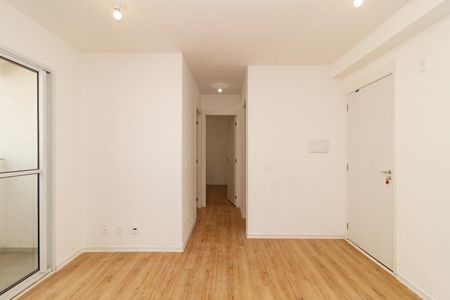 Apartamento para alugar com 43m², 2 quartos e sem vaga Apartamento para alugar com 43m², 2 quartos e sem vagaSala