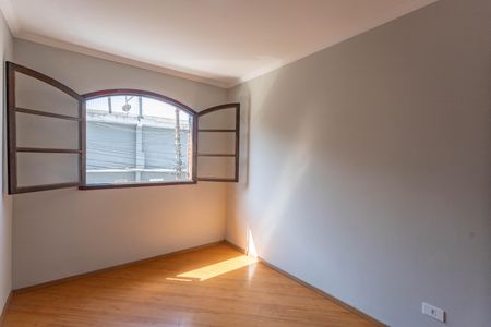 Casa à venda com 343m², 5 quartos e 3 vagasCasa 1 - Quarto 2