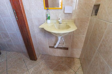 Casa à venda com 343m², 5 quartos e 3 vagasBanheiro da área de lazer 