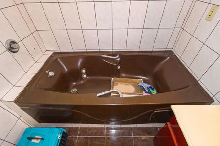 Casa à venda com 250m², 5 quartos e 3 vagasBanheiro - Social