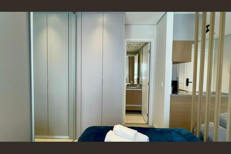 Studio à venda com 26m², 1 quarto e sem vaga Studio à venda com 26m², 1 quarto e sem vagaSuite