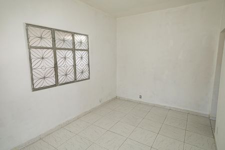 Sala de casa para alugar com 2 quartos, 130m² em Inhoaíba, Rio de Janeiro