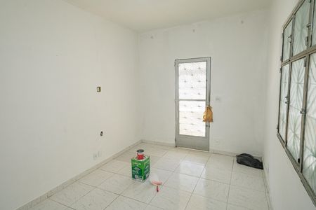 Casa para alugar com 130m², 2 quartos e 3 vagas Casa para alugar com 130m², 2 quartos e 3 vagasSala
