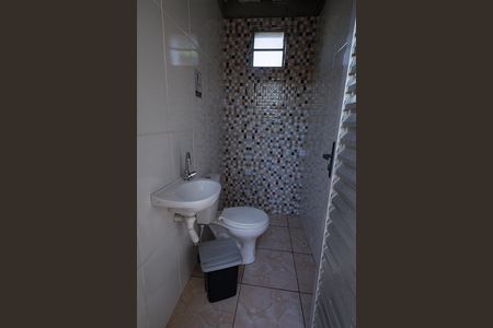 Casa para alugar com 130m², 2 quartos e 3 vagas Casa para alugar com 130m², 2 quartos e 3 vagasBanheiro