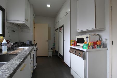 Apartamento à venda com 173m², 3 quartos e 2 vagasCozinha