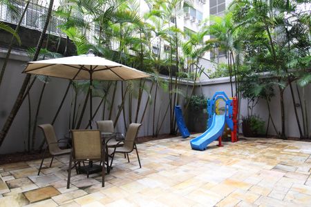 Apartamento à venda com 173m², 3 quartos e 2 vagasÁrea Comum - Playground