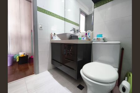 Apartamento à venda com 220m², 1 quarto e 3 vagasBanheiro da Suíte 2