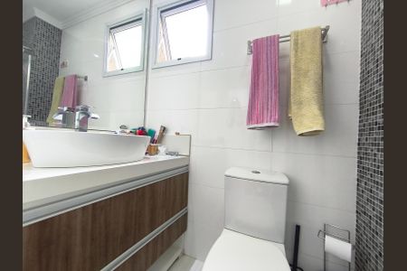 Apartamento à venda com 220m², 1 quarto e 3 vagasBanheiro da Suíte 1