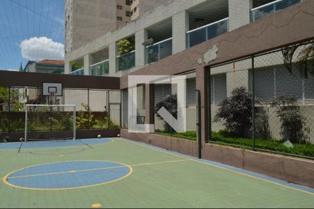 Apartamento à venda com 220m², 1 quarto e 3 vagasQuadra