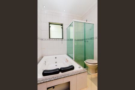 Casa à venda com 260m², 3 quartos e 5 vagasBanheiro da Suíte