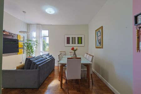 Apartamento à venda com 72m², 3 quartos e 1 vaga Apartamento à venda com 72m², 3 quartos e 1 vagaSala