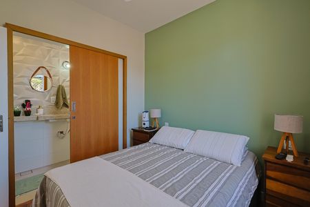 Apartamento à venda com 72m², 3 quartos e 1 vaga Apartamento à venda com 72m², 3 quartos e 1 vagaSuíte