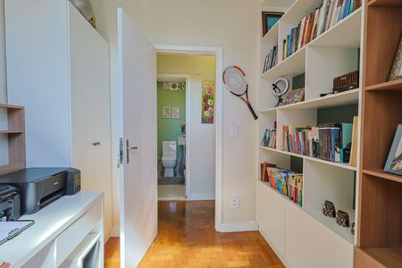 Quarto de apartamento à venda com 3 quartos, 72m² em Padre Eustáquio, Belo Horizonte