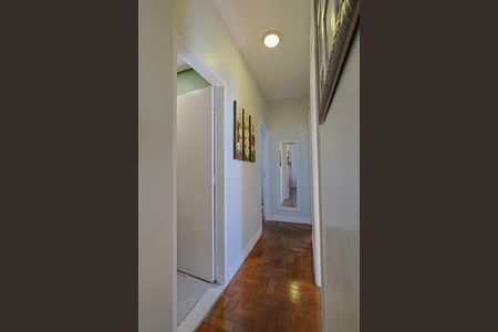 Corredor de apartamento à venda com 3 quartos, 72m² em Padre Eustáquio, Belo Horizonte