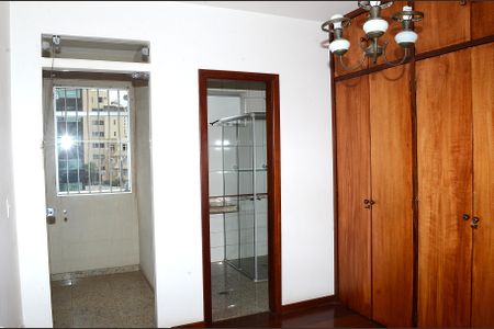 Apartamento à venda com 110m², 3 quartos e 2 vagasSuíte
