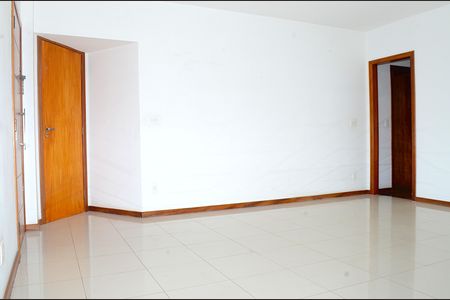 Apartamento à venda com 110m², 3 quartos e 2 vagasSala