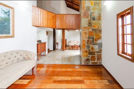 Casa à venda com 337m², 5 quartos e 3 vagasSala