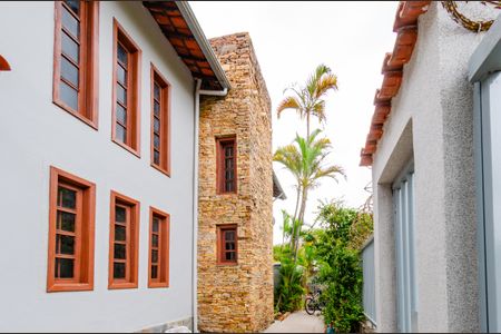 Casa à venda com 337m², 5 quartos e 3 vagasÁrea Externa