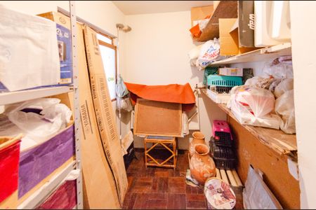 Casa à venda com 337m², 5 quartos e 3 vagasQuarto de Serviço