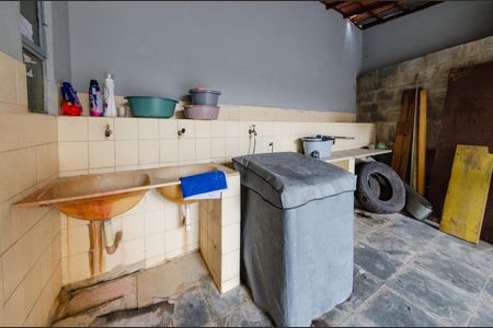 Casa à venda com 337m², 5 quartos e 3 vagasÁrea de Serviço