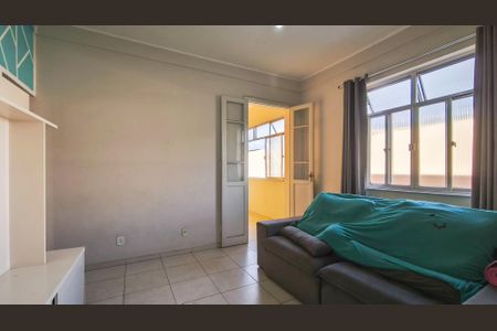 Apartamento à venda com 100m², 2 quartos e sem vagaSala