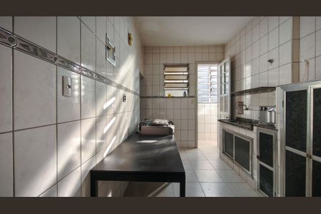 Apartamento à venda com 100m², 2 quartos e sem vagaCozinha