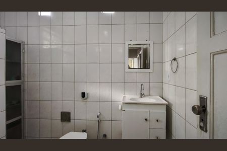 Apartamento à venda com 100m², 2 quartos e sem vagaBanheiro Corredor