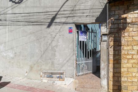 Casa à venda com 100m², 3 quartos e 1 vaga Casa à venda com 100m², 3 quartos e 1 vagaFachada