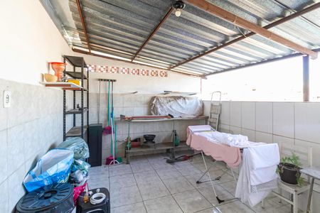 Apartamento à venda com 124m², 2 quartos e 1 vaga Apartamento à venda com 124m², 2 quartos e 1 vagaÁrea de serviço