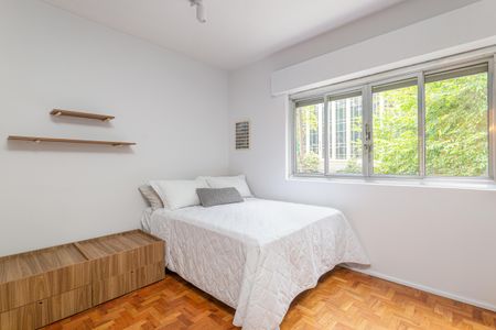 Apartamento à venda com 146m², 4 quartos e 1 vaga