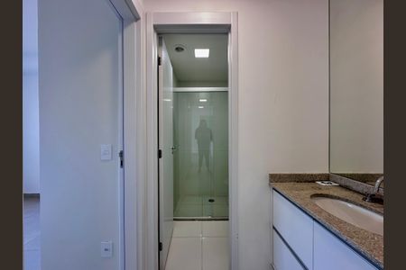 Apartamento à venda com 51m², 2 quartos e 1 vaga Apartamento à venda com 51m², 2 quartos e 1 vagaBanheiro