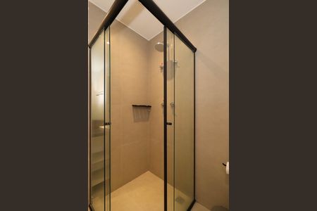 Banheiro de kitnet/studio para alugar com 1 quarto, 32m² em Paraíso, São Paulo
