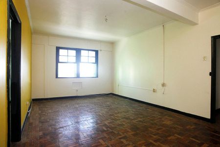 Apartamento à venda com 126m², 4 quartos e sem vagaSala