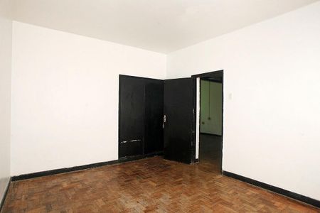 Apartamento à venda com 126m², 4 quartos e sem vagaQuarto 2