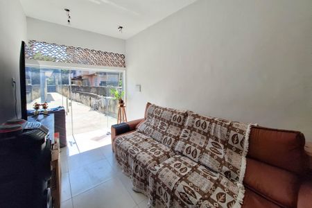 Casa para alugar com 80m², 3 quartos e 1 vagaSala