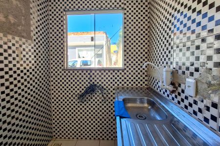 Casa para alugar com 60m², 2 quartos e 1 vagaCozinha