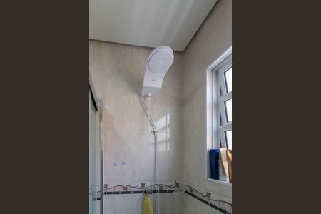 Casa à venda com 200m², 3 quartos e 2 vagas Casa à venda com 200m², 3 quartos e 2 vagasBanheiro Social