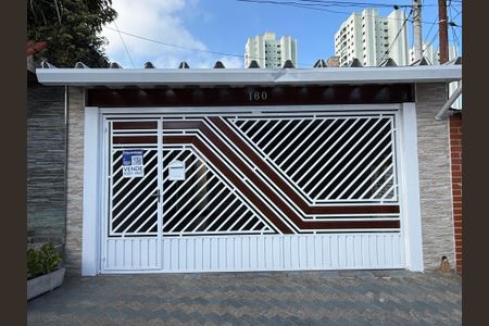 Casa à venda com 200m², 3 quartos e 2 vagasPlaca