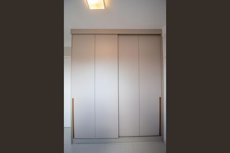 Apartamento para alugar com 58m², 2 quartos e 2 vagas Apartamento para alugar com 58m², 2 quartos e 2 vagasQuarto