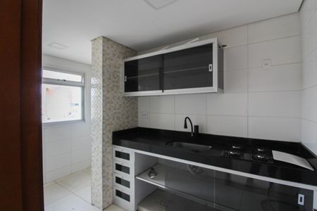 Apartamento para alugar com 67m², 2 quartos e 2 vagas Apartamento para alugar com 67m², 2 quartos e 2 vagasCozinha