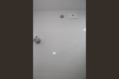 Casa de condomínio para alugar com 75m², 2 quartos e 1 vagaBanheiro social