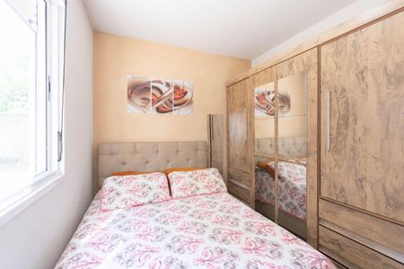 Quarto de apartamento para alugar com 2 quartos, 47m² em Olaria, Canoas