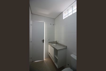 Apartamento para alugar com 37m², 1 quarto e sem vagaBanheiro da Suíte